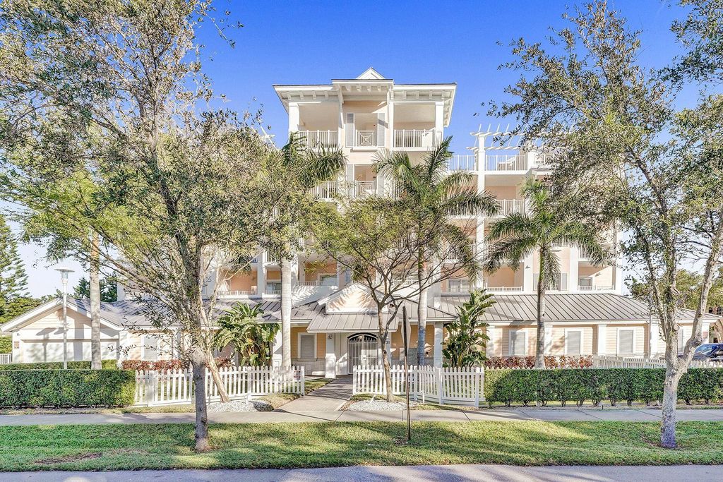 Photo of 1931 NE 2nd Street #302, Deerfield Beach, FL 33441 (MLS # R11148945)