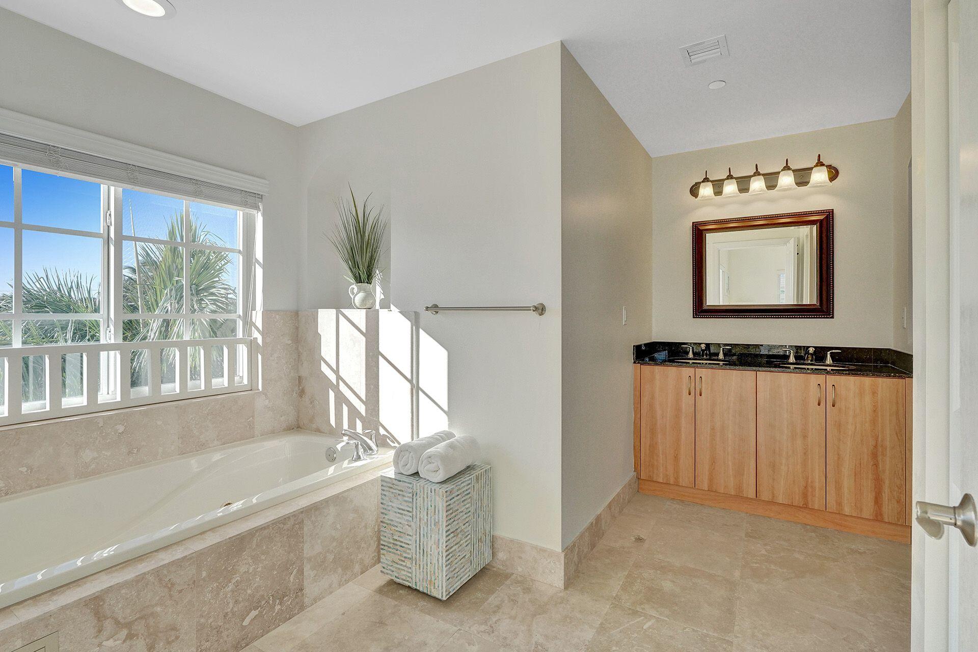 ISLAND BREEZE AT DEERFIEL - Residential