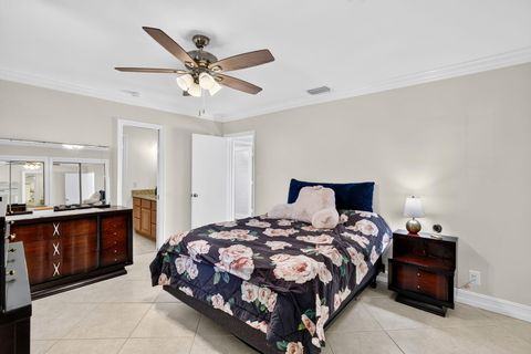 Tiny photo for 5570 NE 26th Avenue, Fort Lauderdale, FL 33308 (MLS # B26047567)