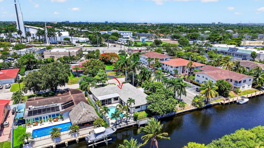 Photo of 5570 NE 26th Avenue, Fort Lauderdale, FL 33308 (MLS # B26047567)