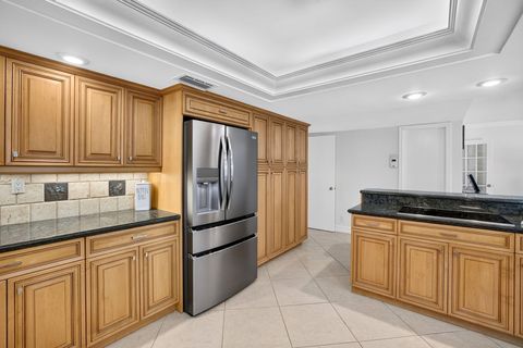Tiny photo for 5570 NE 26th Avenue, Fort Lauderdale, FL 33308 (MLS # B26047567)