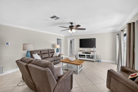 Tiny photo for 5570 NE 26th Avenue, Fort Lauderdale, FL 33308 (MLS # B26047567)