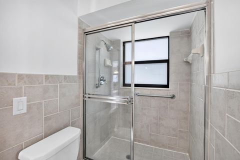 Tiny photo for 5570 NE 26th Avenue, Fort Lauderdale, FL 33308 (MLS # B26047567)