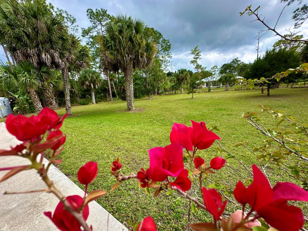 Photo of 17218 63rd Road N, Loxahatchee, FL 33470 (MLS # R10966630)