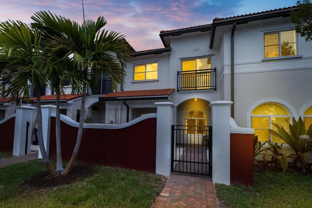 Photo of 3501 NW 29th Court #3501, Lauderdale Lakes, FL 33311 (MLS # F10442328)