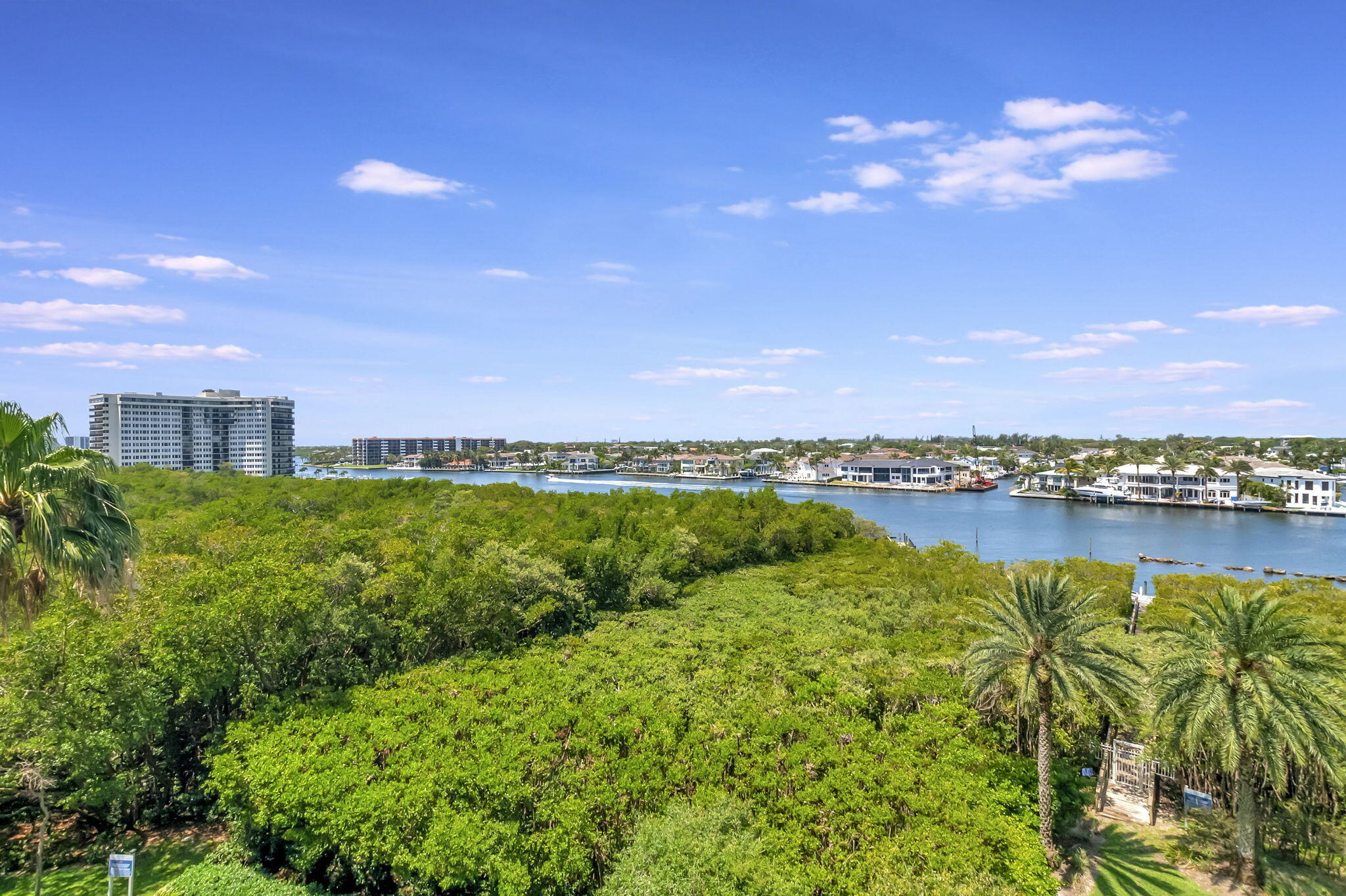 TOSCANA WEST TOWER II - Residential