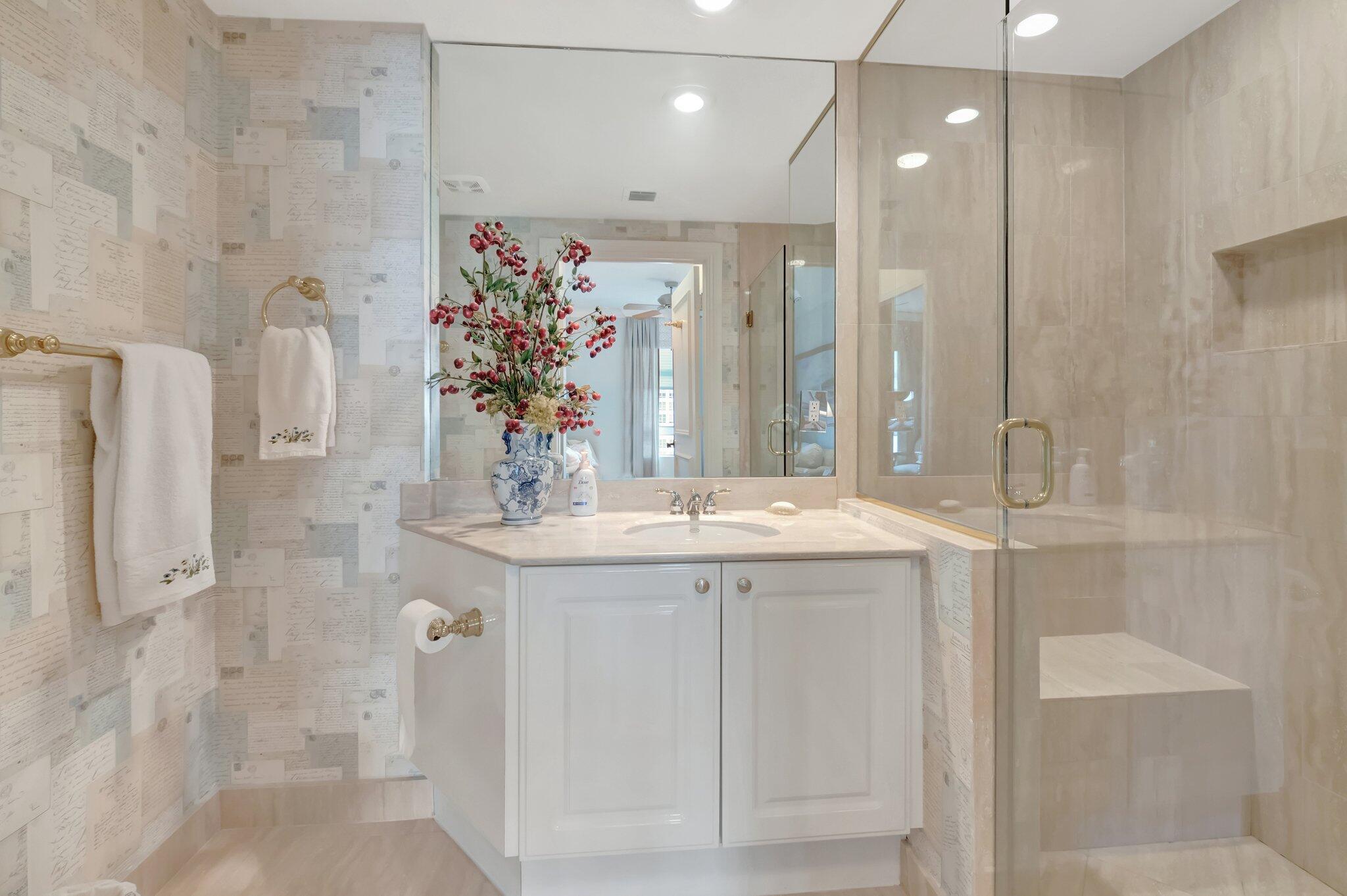 TOSCANA WEST TOWER II - Residential