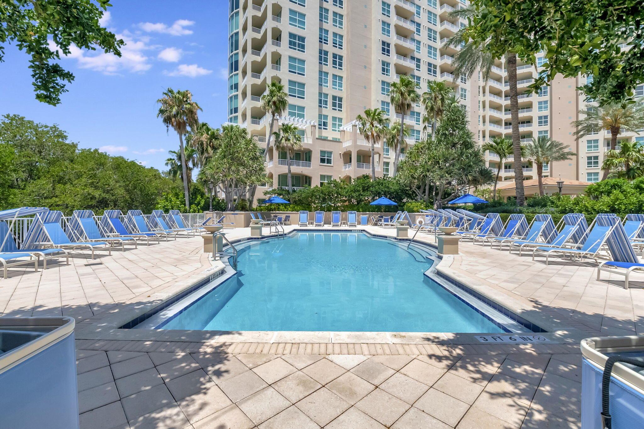 TOSCANA WEST TOWER II - Residential