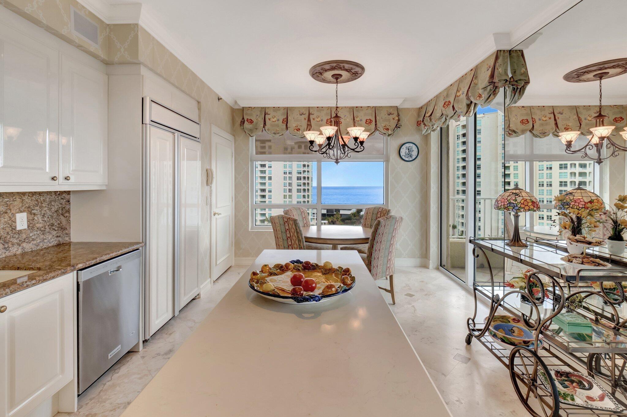 TOSCANA WEST TOWER II - Residential