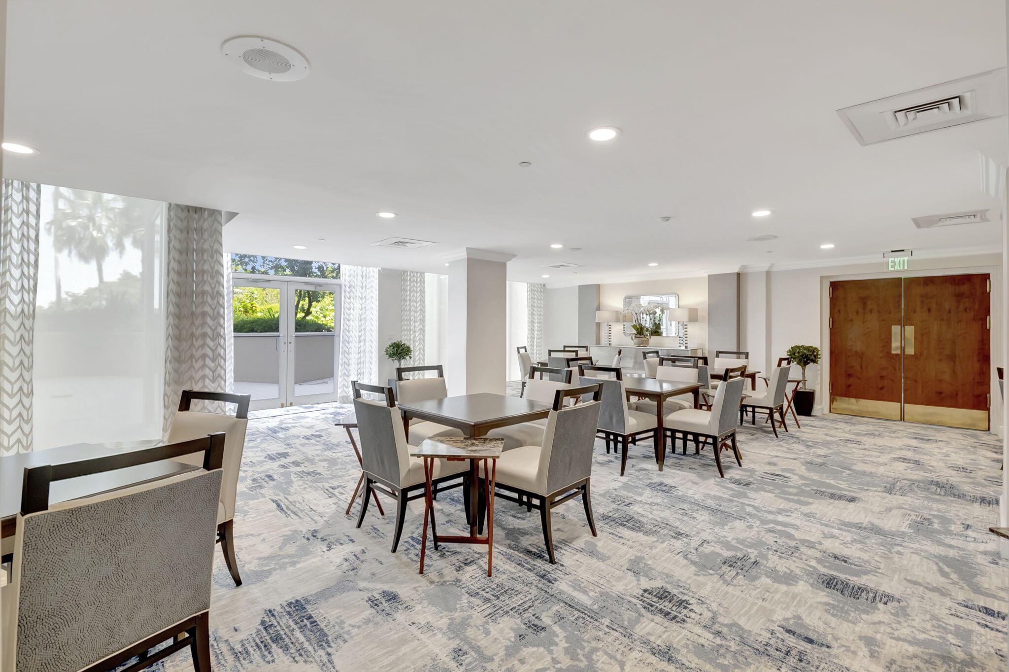 TOSCANA WEST TOWER II - Residential