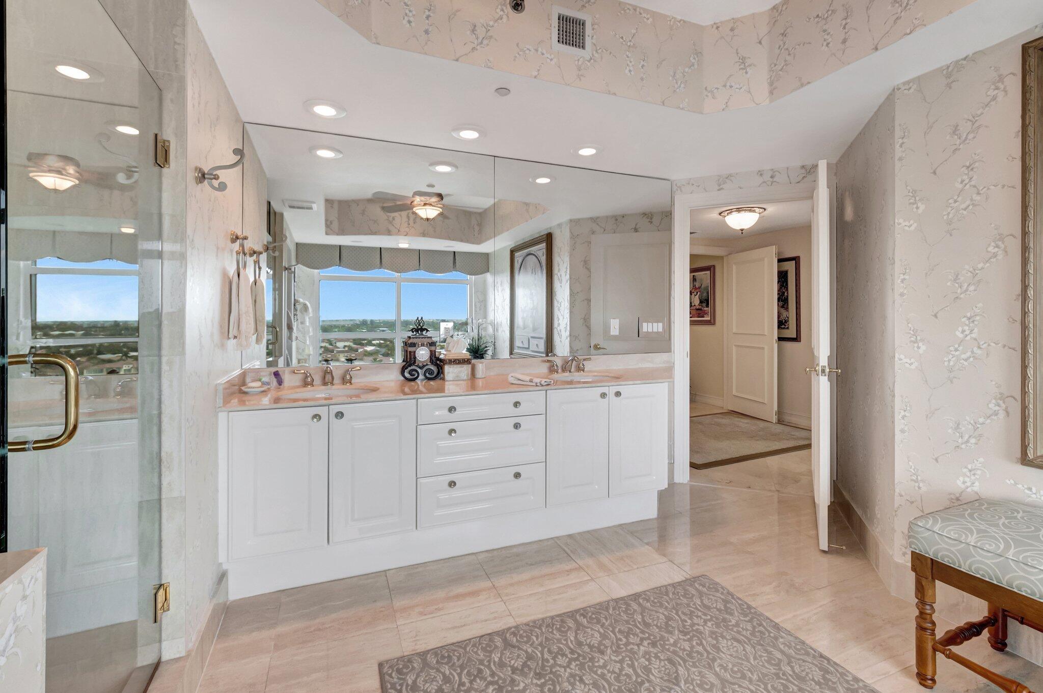 TOSCANA WEST TOWER II - Residential