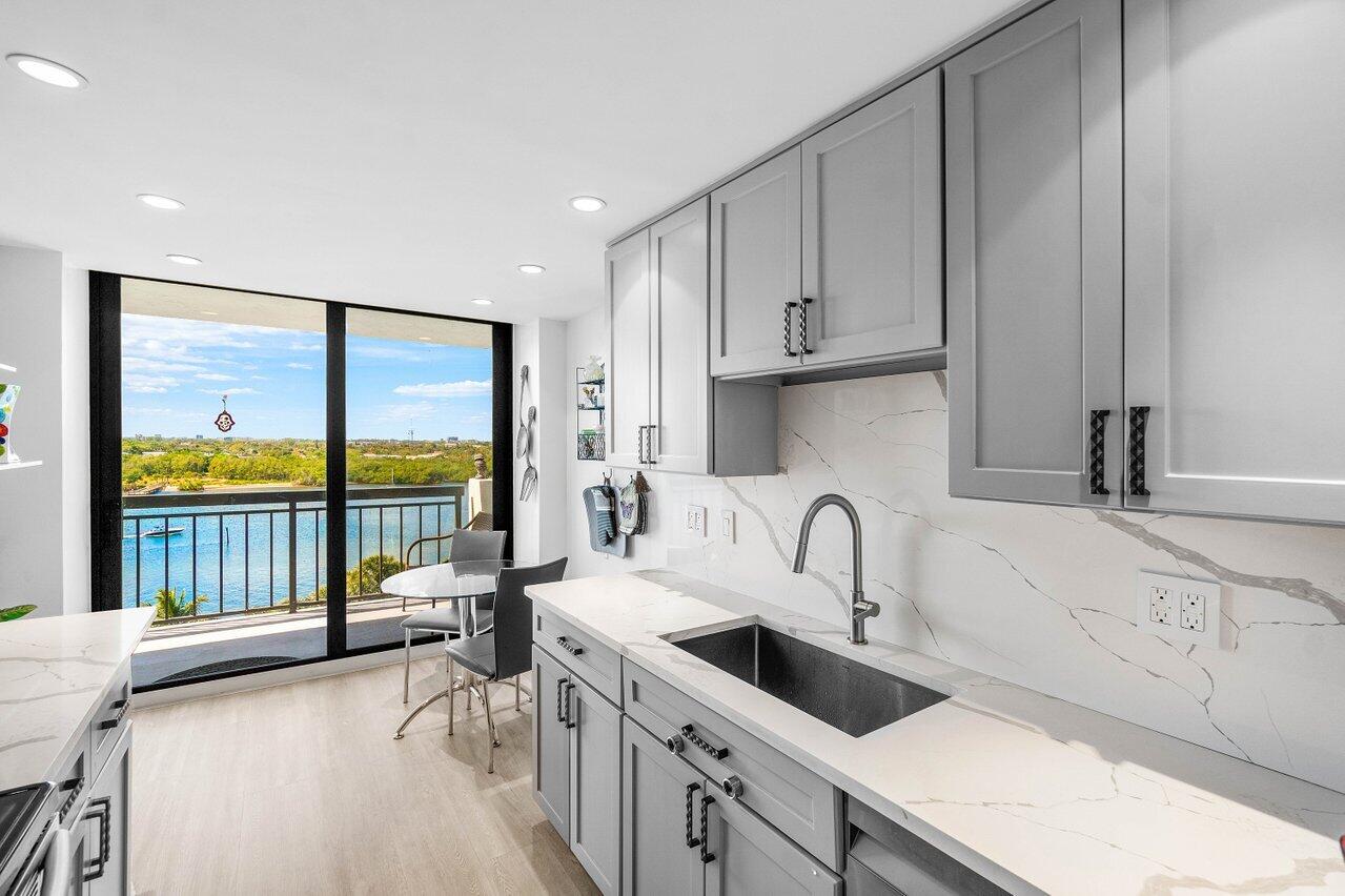 LA FONTANA - Residential