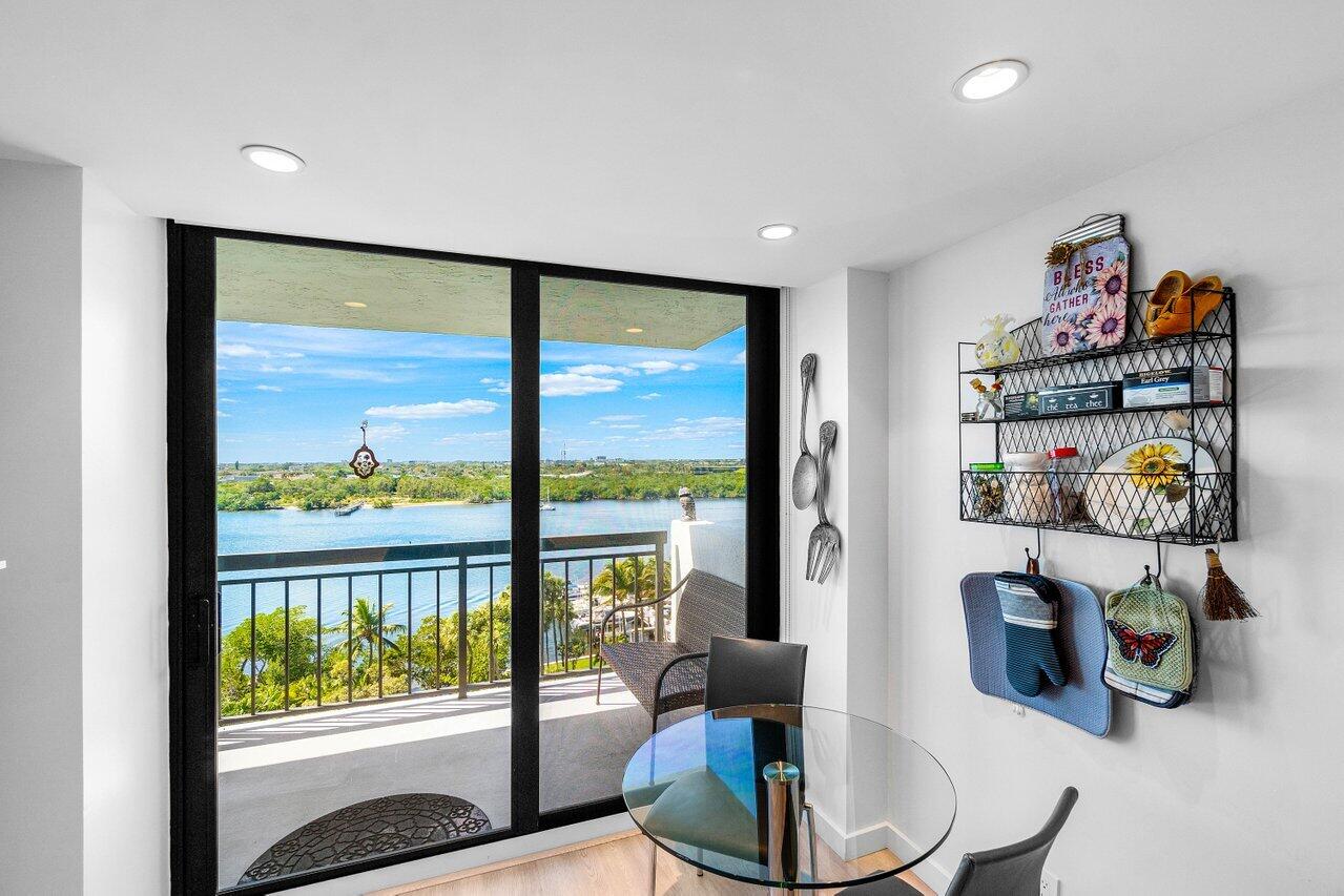 LA FONTANA - Residential