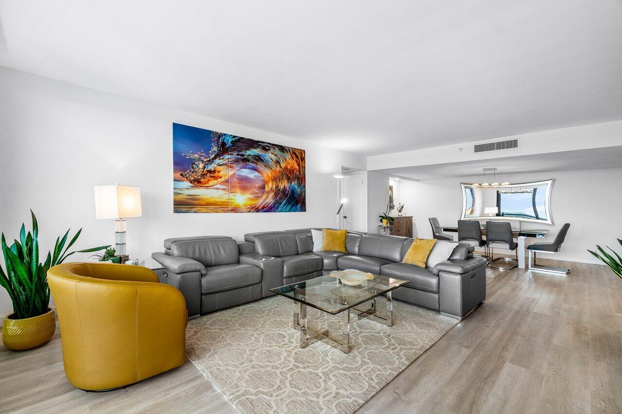 LA FONTANA - Residential