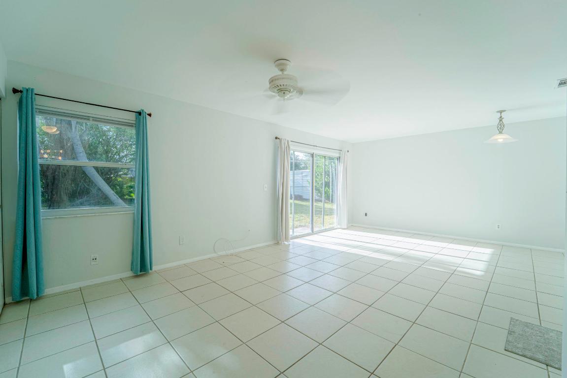 PORT ST LUCIE SECTION 30 - Residential