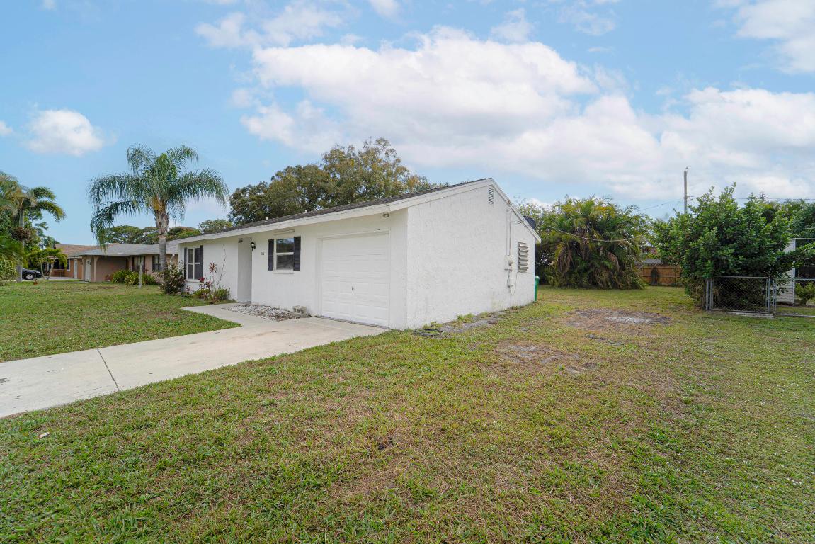 PORT ST LUCIE SECTION 30 - Residential