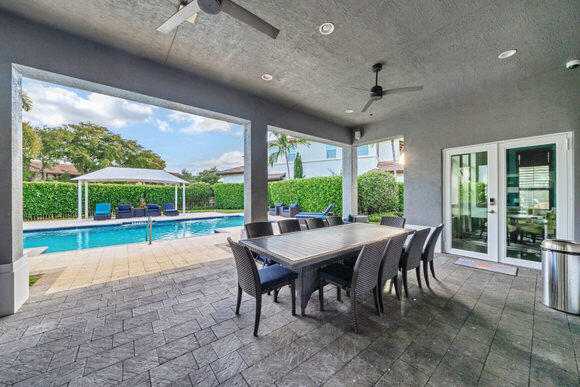 POINTE 100 CONDO - Residential