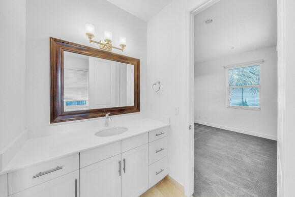 POINTE 100 CONDO - Residential