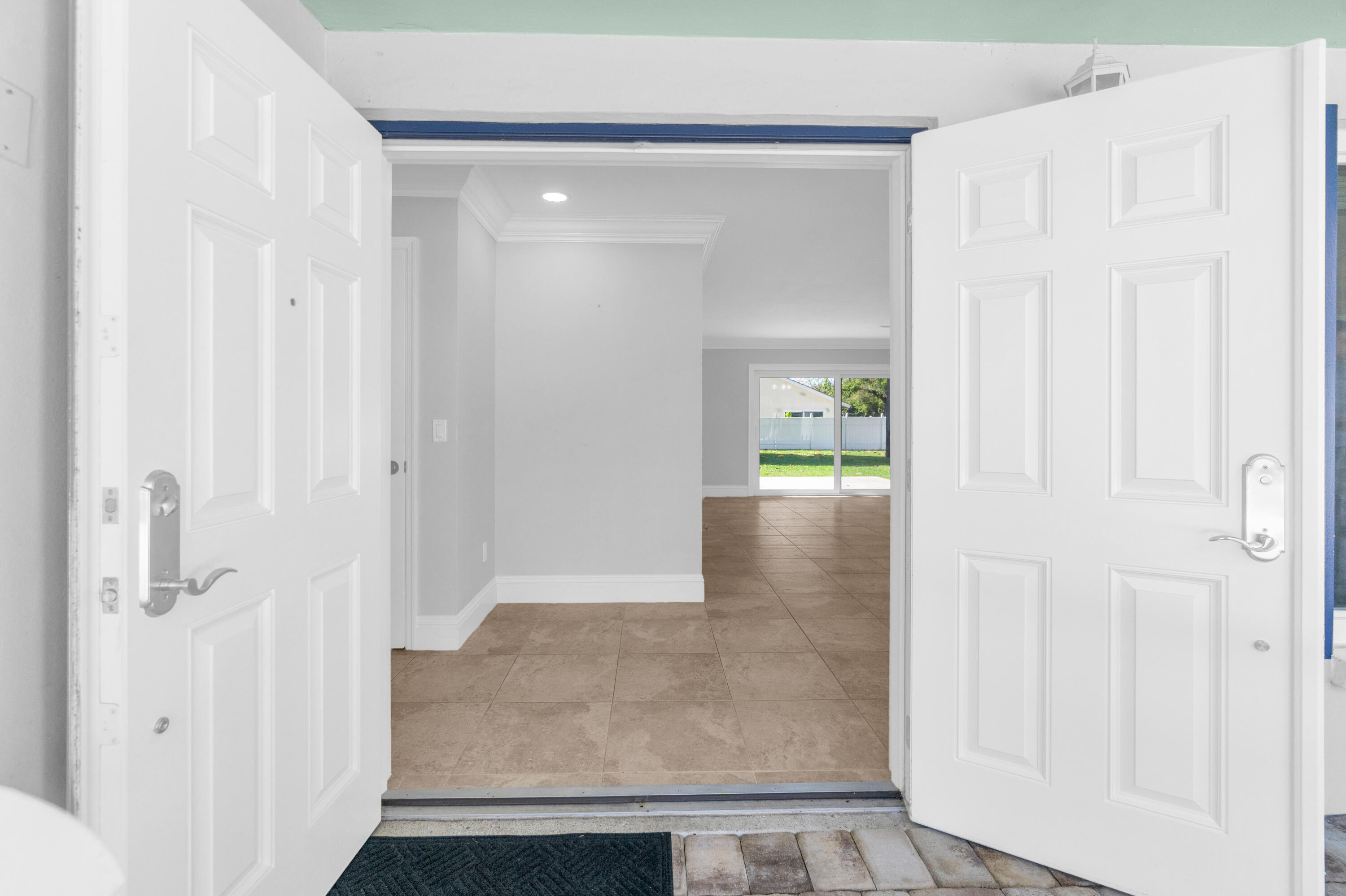 PALM BEACH FARMS CO 10 - Residential Lease