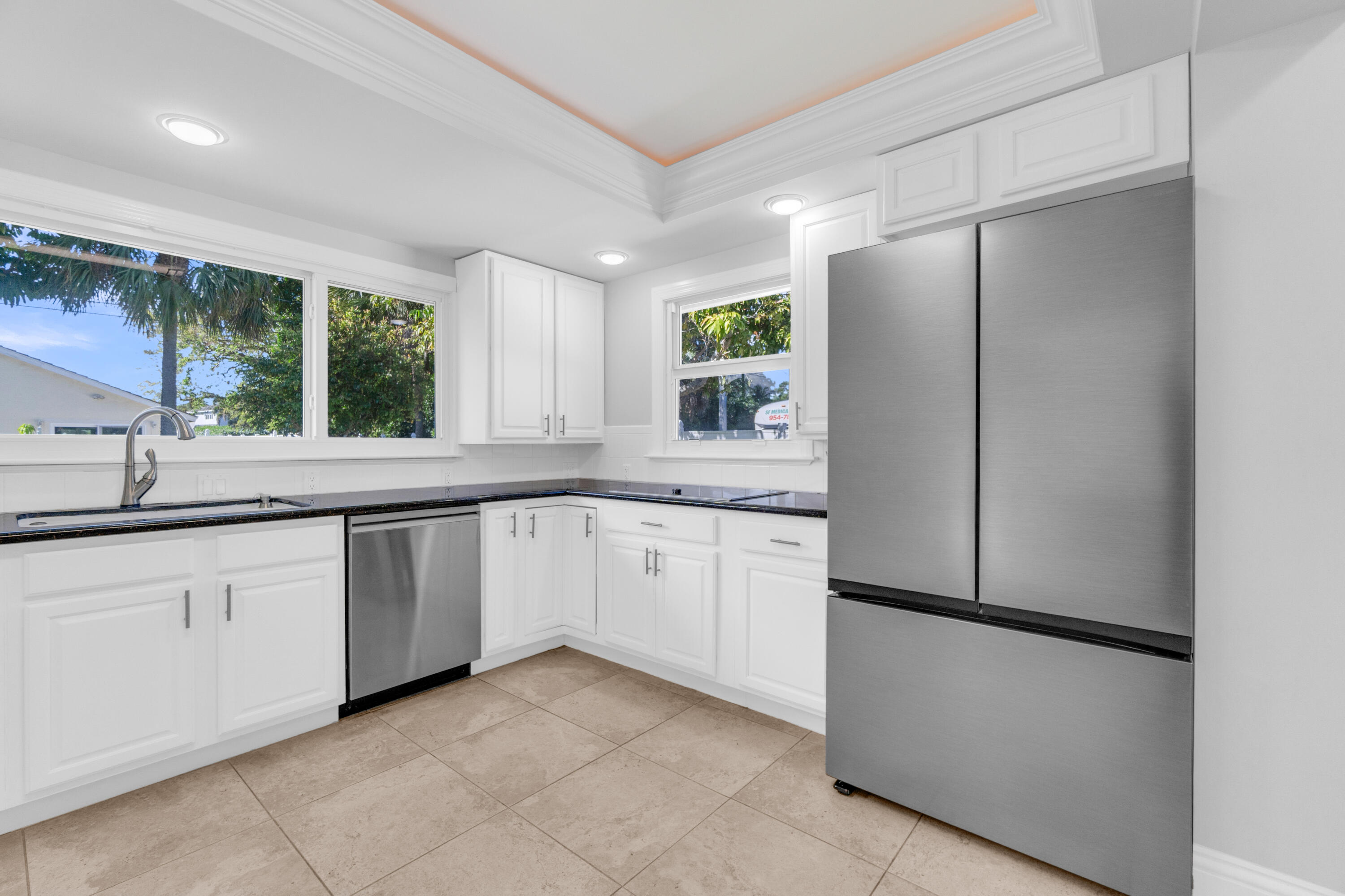 PALM BEACH FARMS CO 10 - Residential Lease