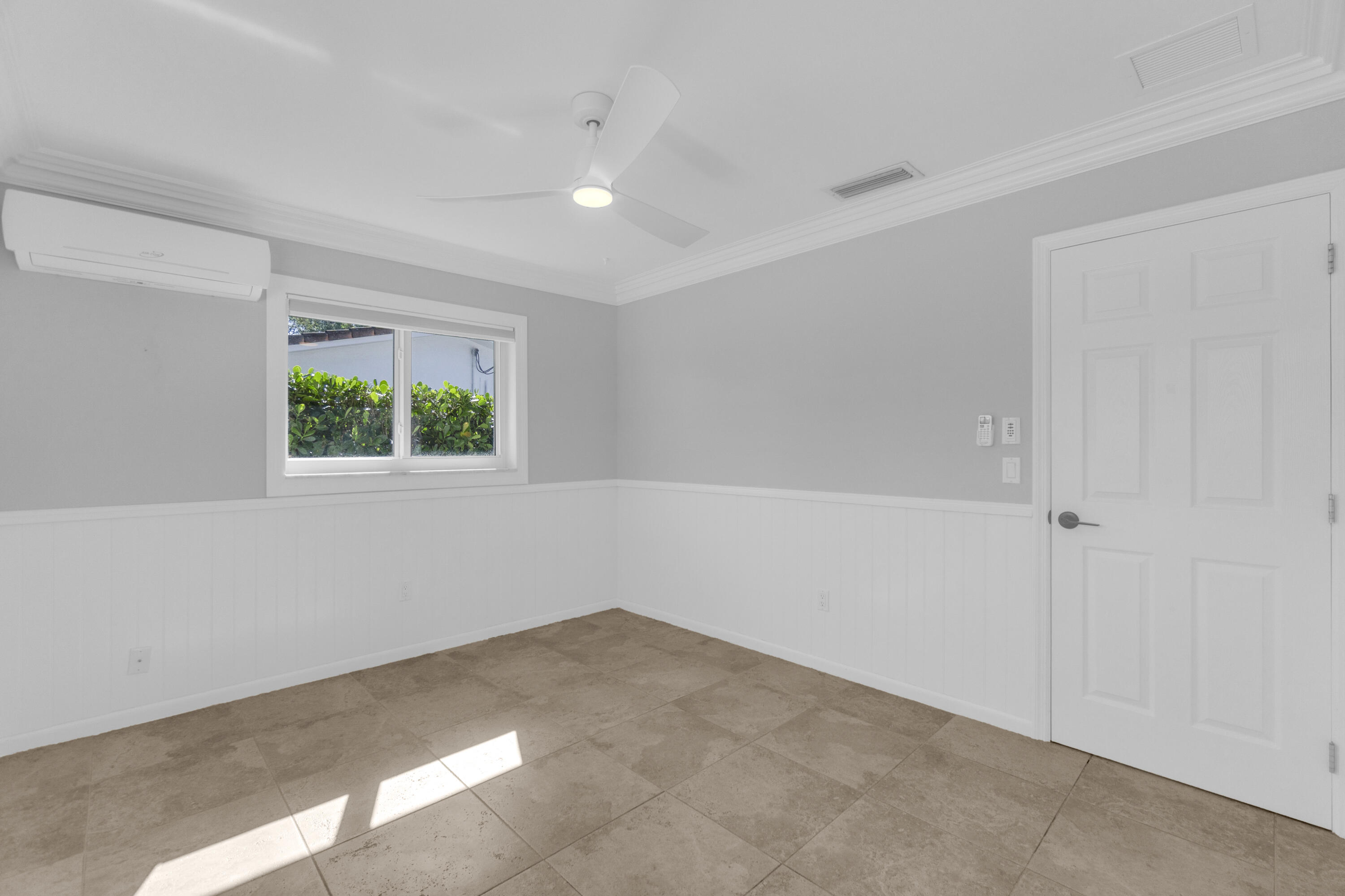 PALM BEACH FARMS CO 10 - Residential Lease