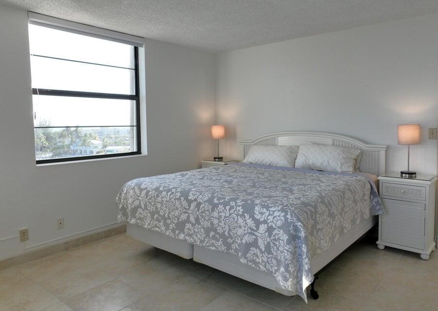 Bonefish Towers (54.5) - Residential