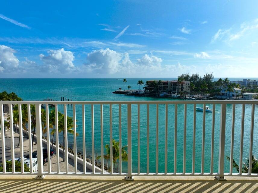 Bonefish Towers (54.5) - Residential