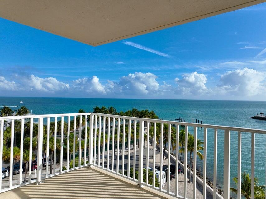 Bonefish Towers (54.5) - Residential