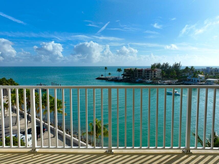 2000 Coco Plum Drive 601