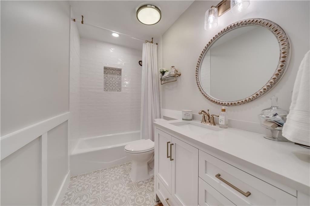 Photo of 661 Glenwood Lane, Plantation, FL 33317 (MLS # F10322655)