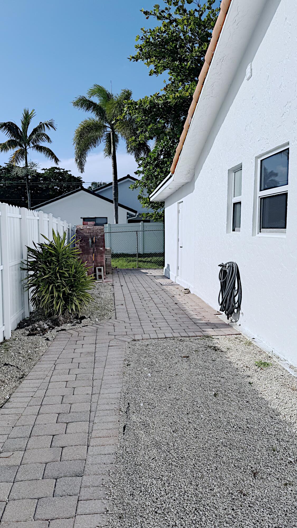 HOLLYWOOD CENTER AMEN PLAT - Residential