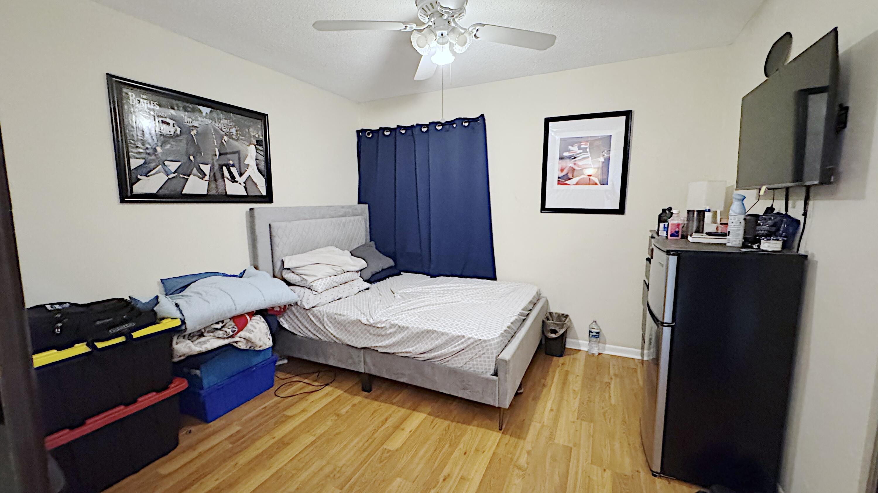 HOLLYWOOD CENTER AMEN PLAT - Residential