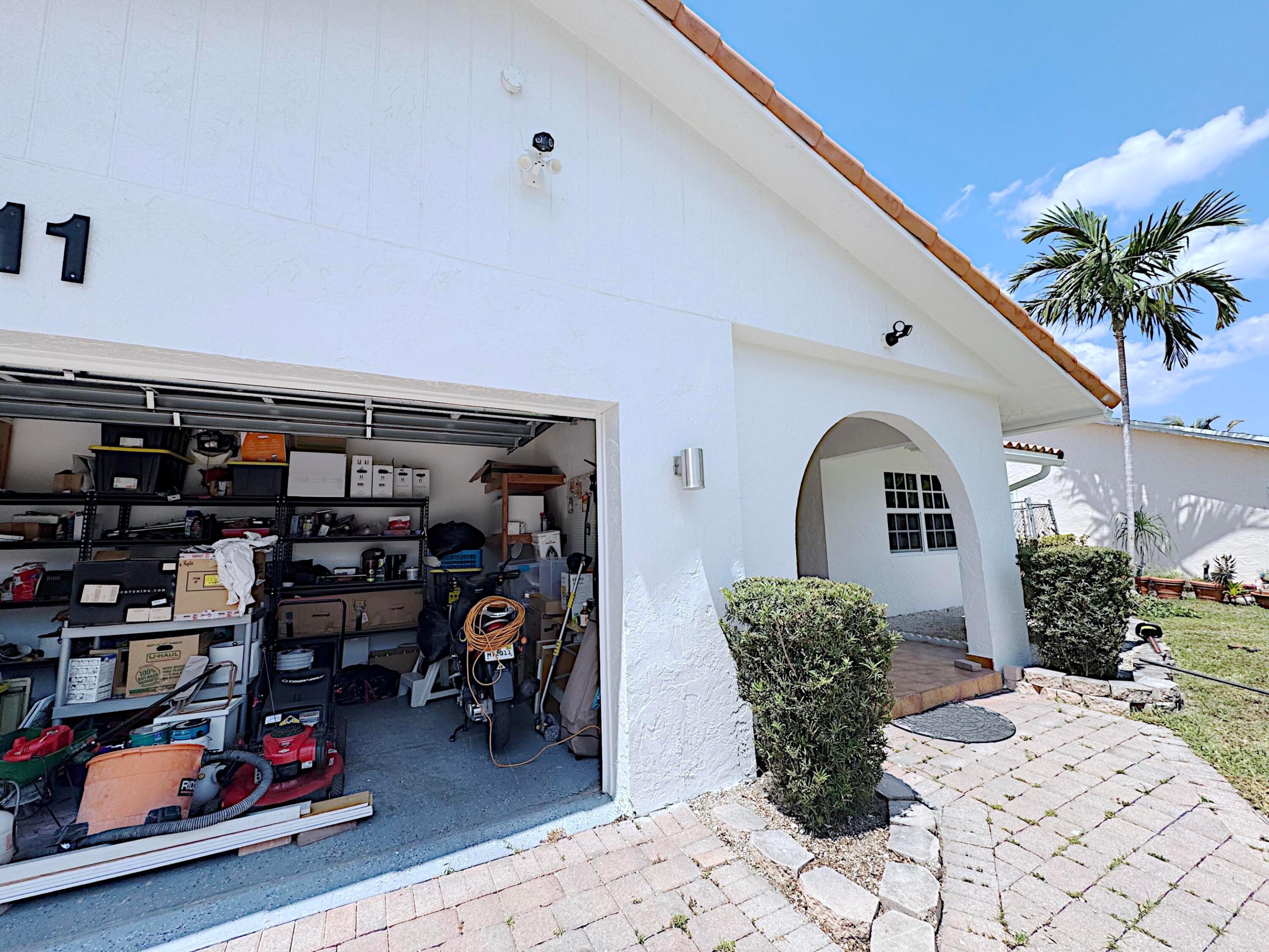 HOLLYWOOD CENTER AMEN PLAT - Residential