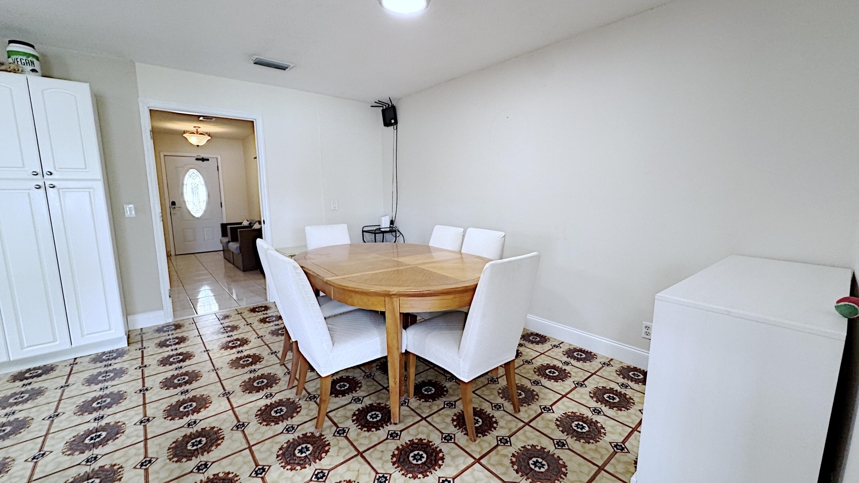 HOLLYWOOD CENTER AMEN PLAT - Residential
