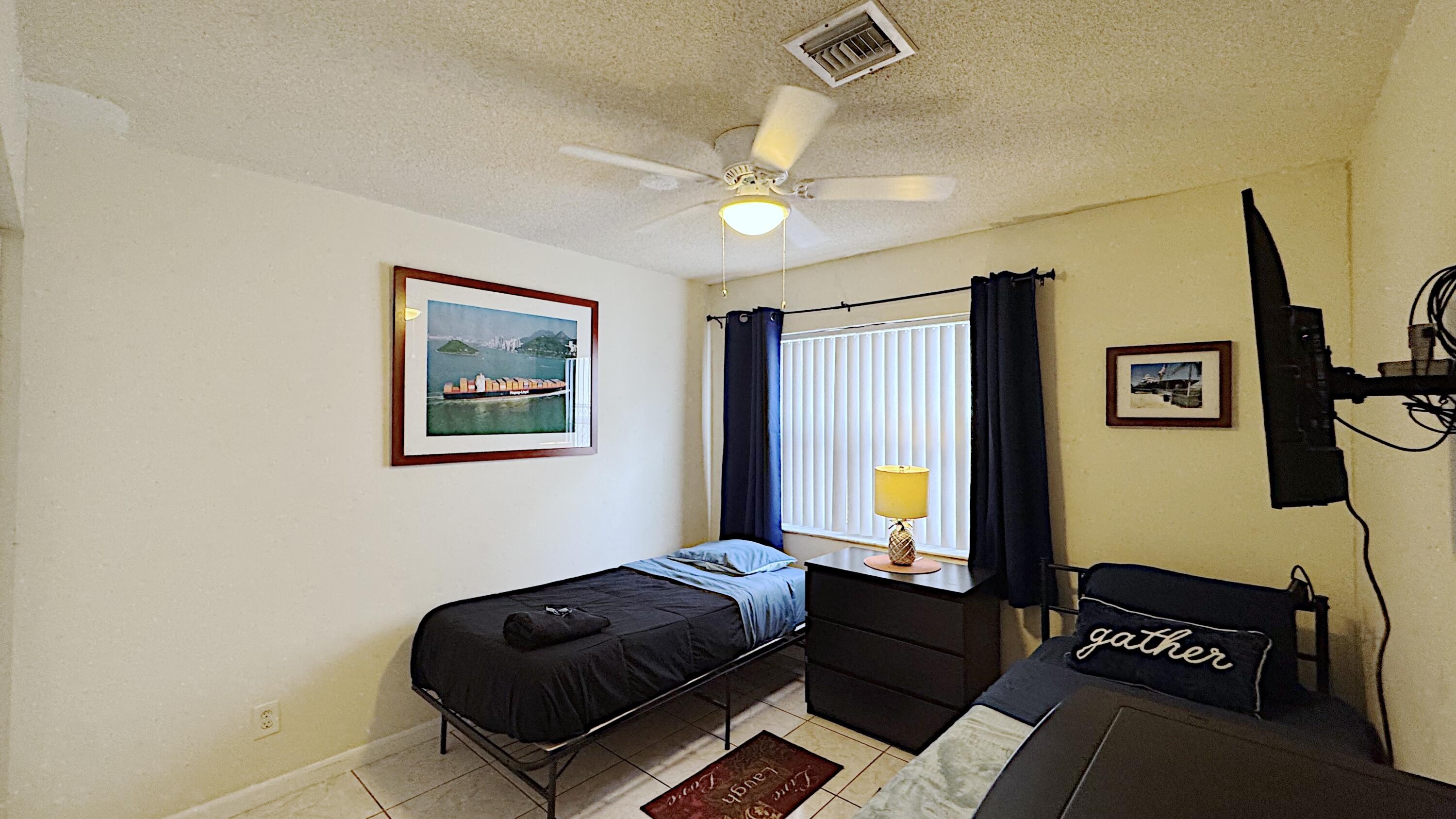 HOLLYWOOD CENTER AMEN PLAT - Residential