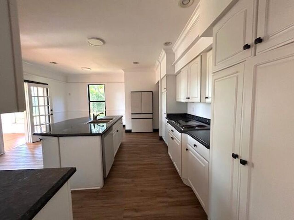 Photo of 2901 Embassy Drive, West Palm Beach, FL 33401 (MLS # R11145716)