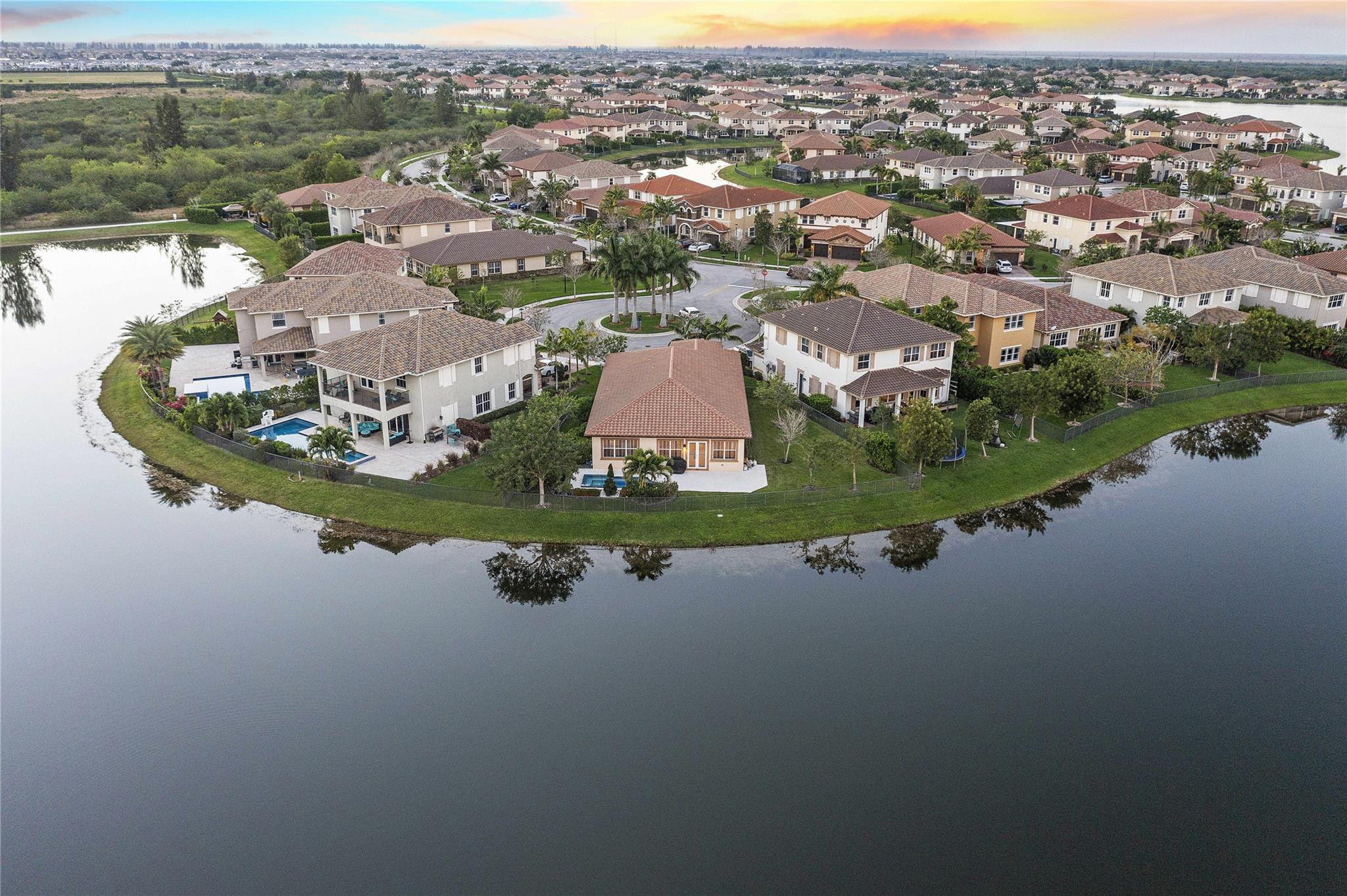 MiraLago - Residential