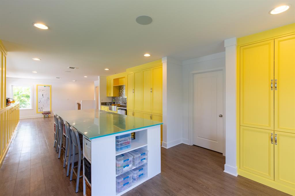 HOMELAND - Residential