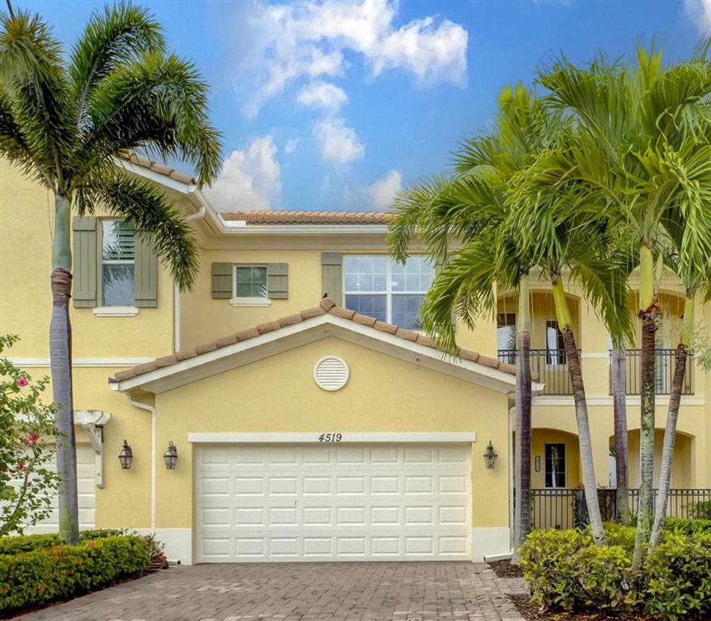 Photo of 4519 Cadiz Circle, Palm Beach Gardens, FL 33418 (MLS # R10885707)