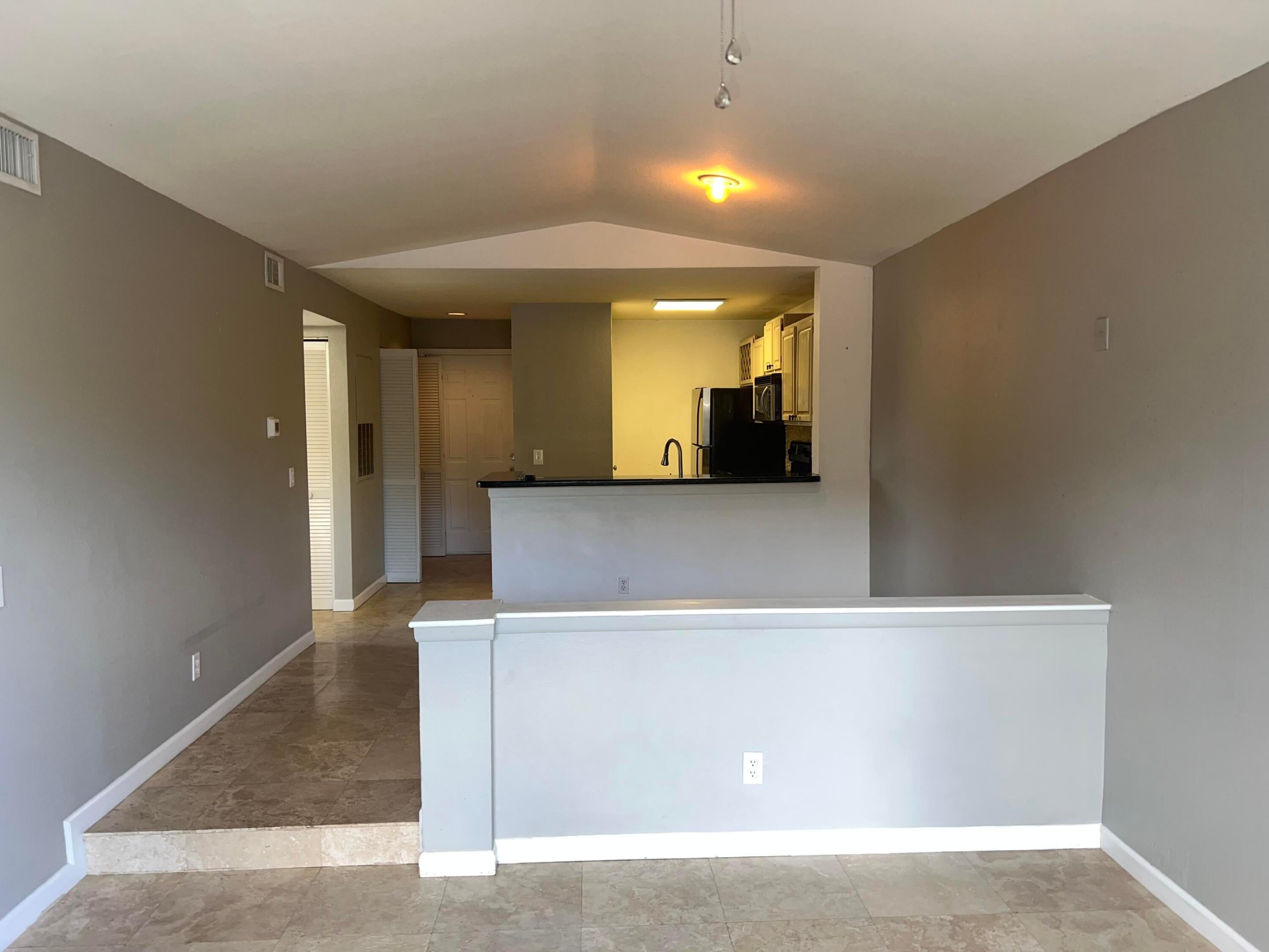 1760 PALM COVE Boulevard 5-305
