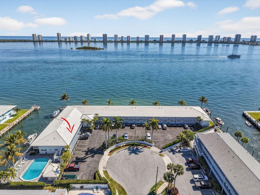 Photo of 100 Lehane Terrace #28, North Palm Beach, FL 33408 (MLS # R11160409)