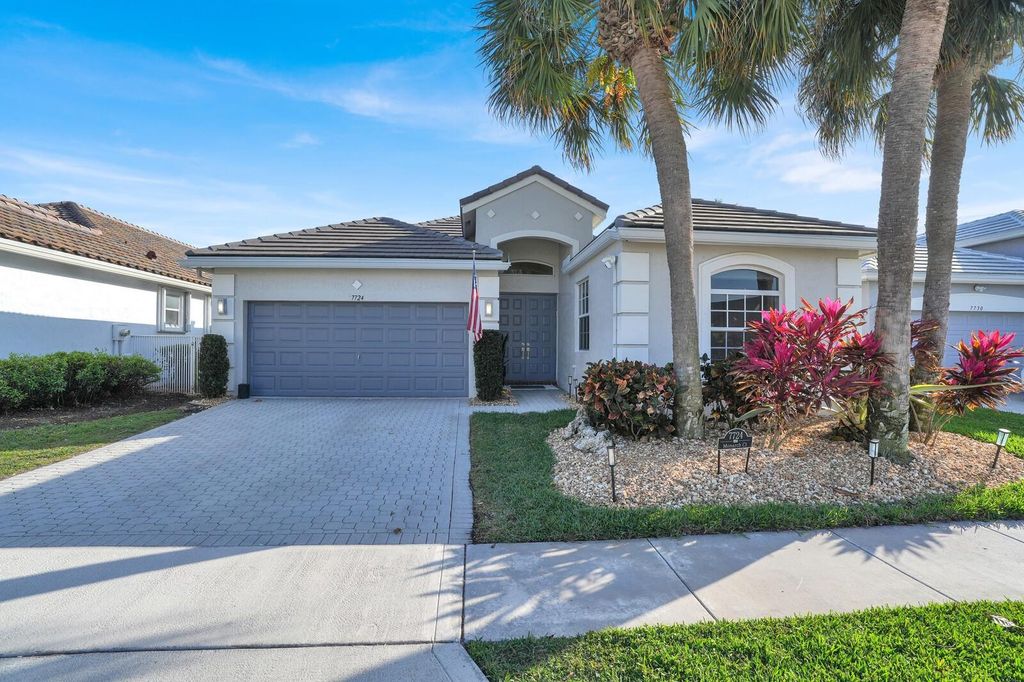 Photo of 7724 Monarch Court, Delray Beach, FL 33446 (MLS # F10554449)