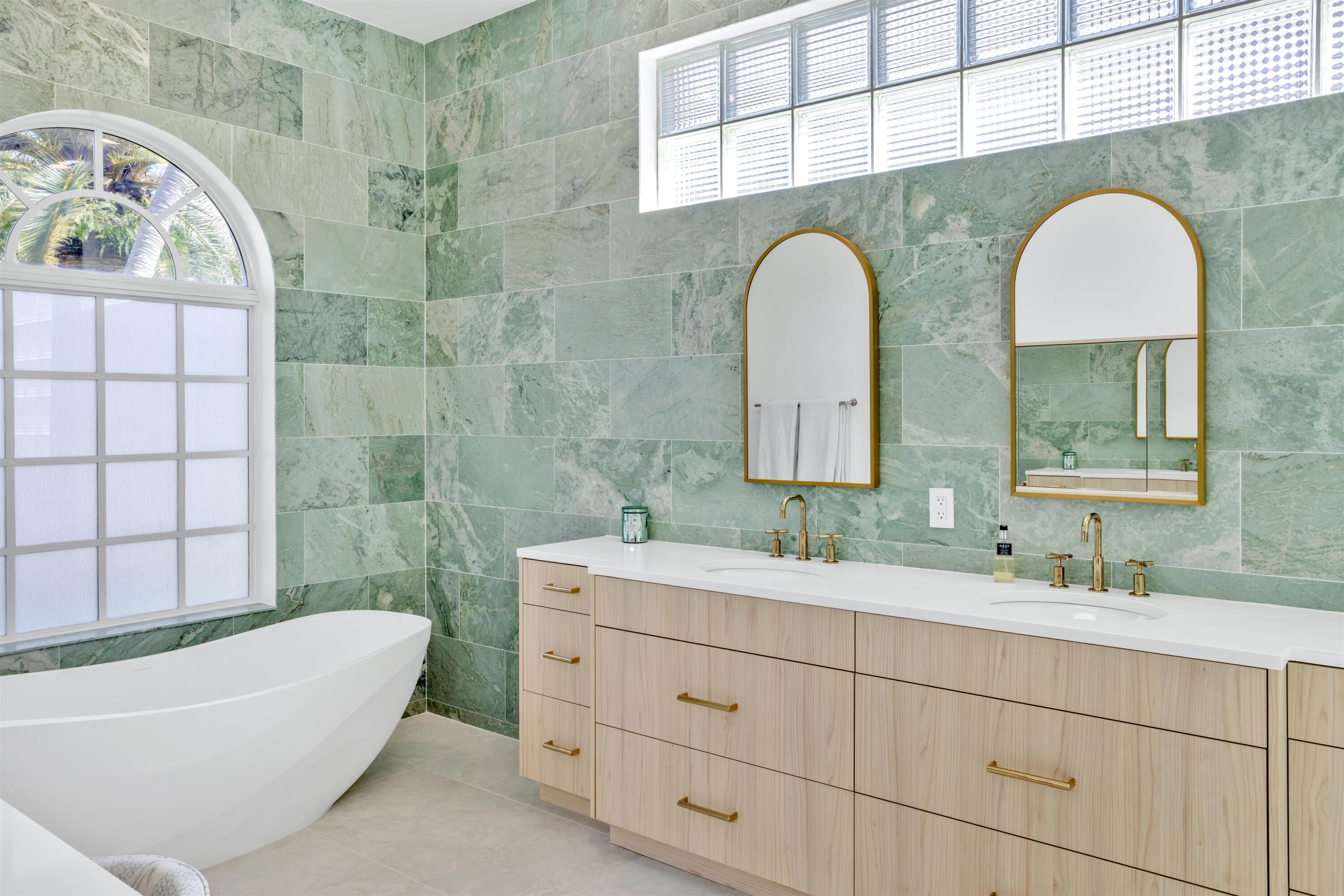 TROPIC ISLE 3RD SEC - Residential