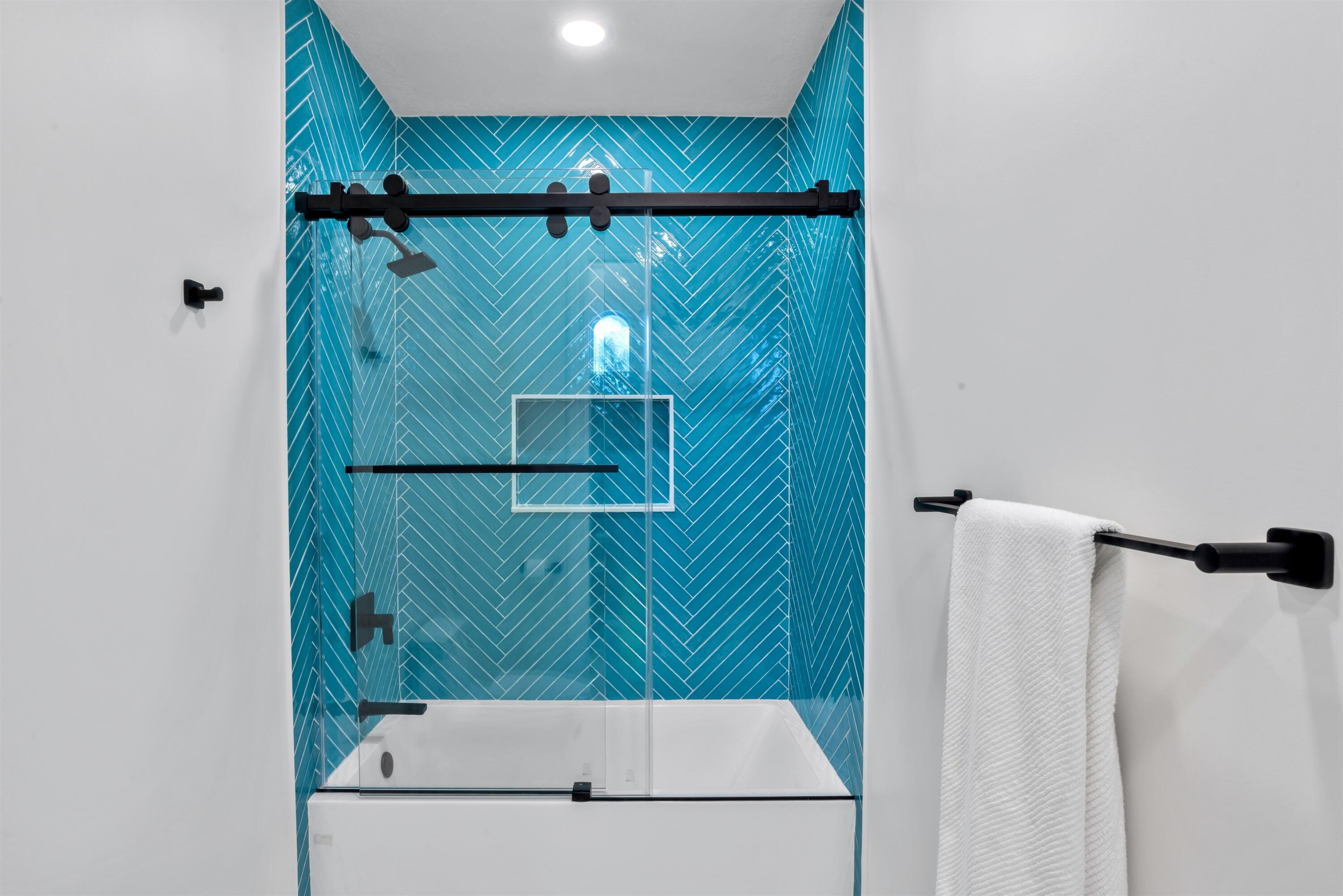 TROPIC ISLE 3RD SEC - Residential