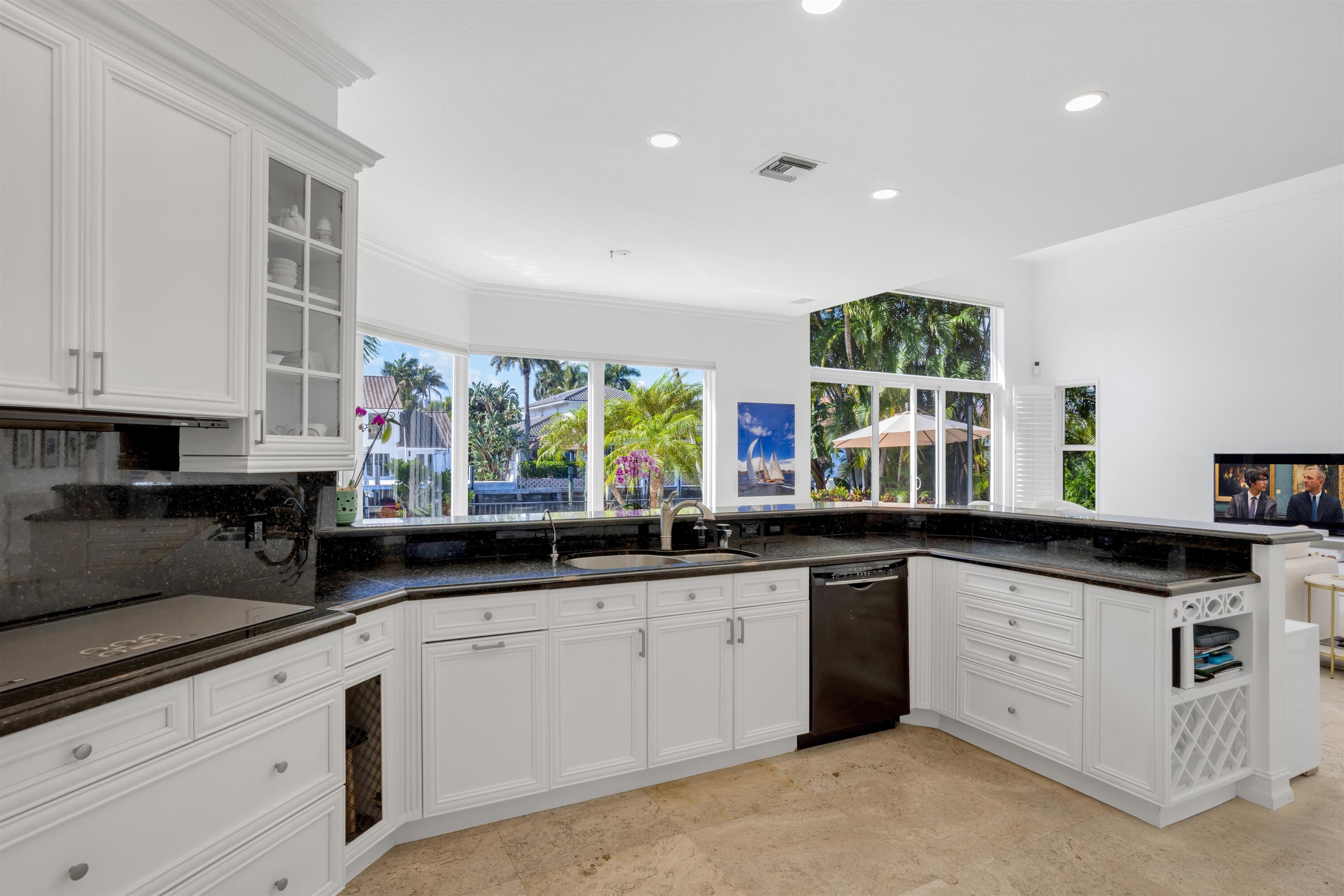 TROPIC ISLE 3RD SEC - Residential