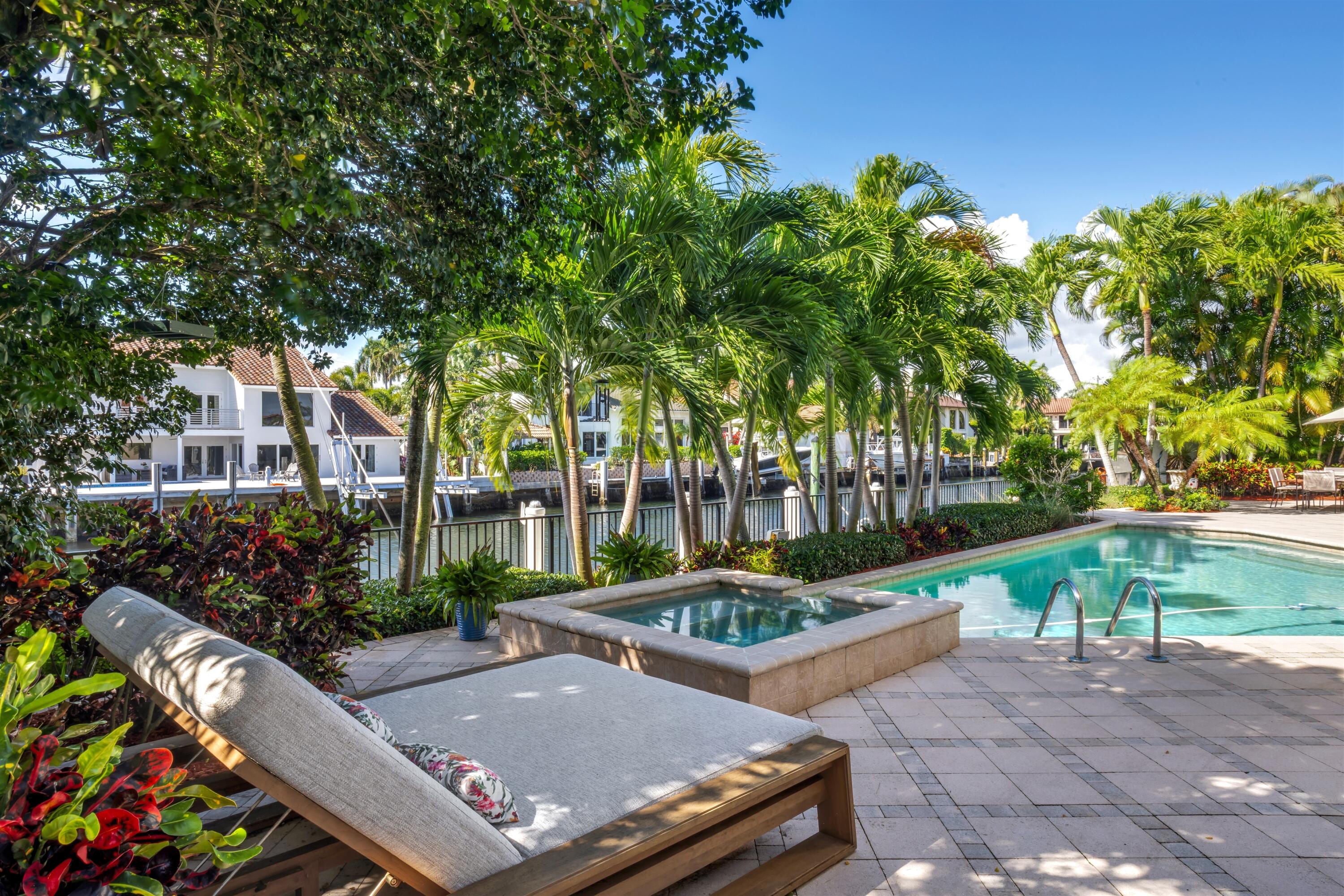 TROPIC ISLE 3RD SEC - Residential