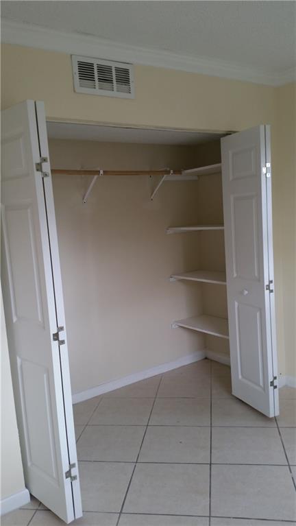 Parkway Gardens 2 Condo - Residential Lease