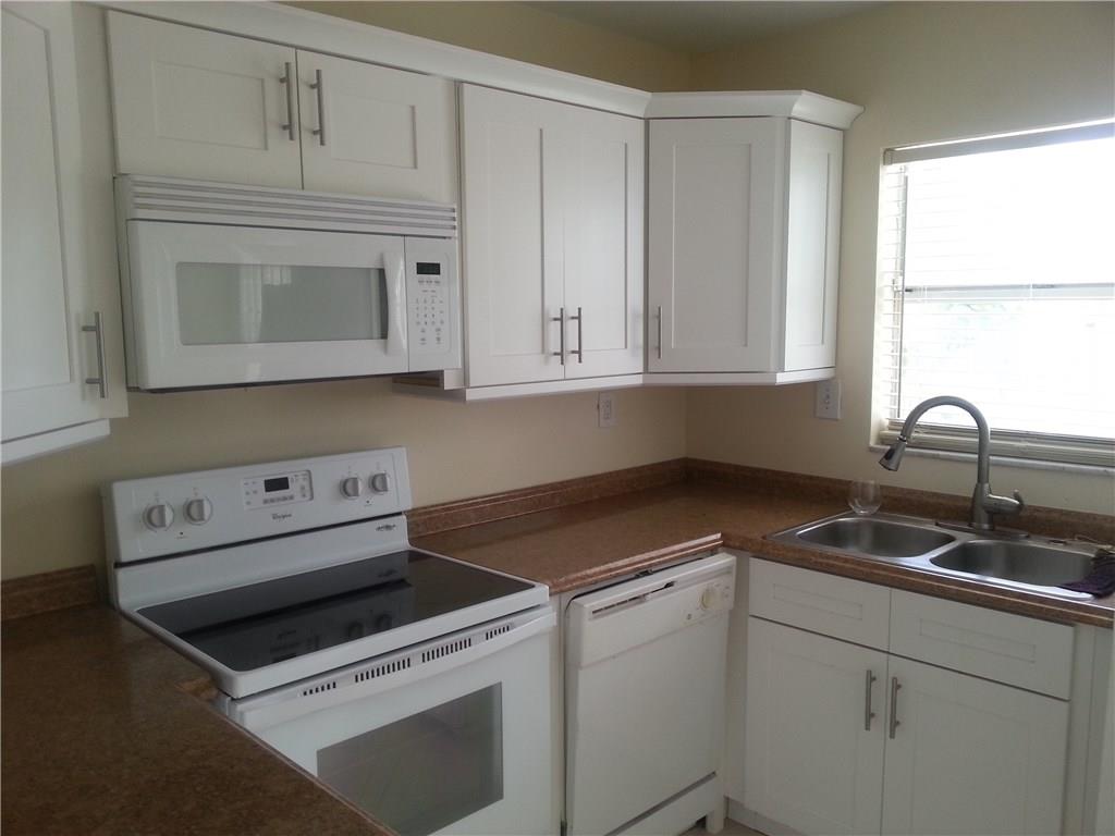 Parkway Gardens 2 Condo - Residential Lease