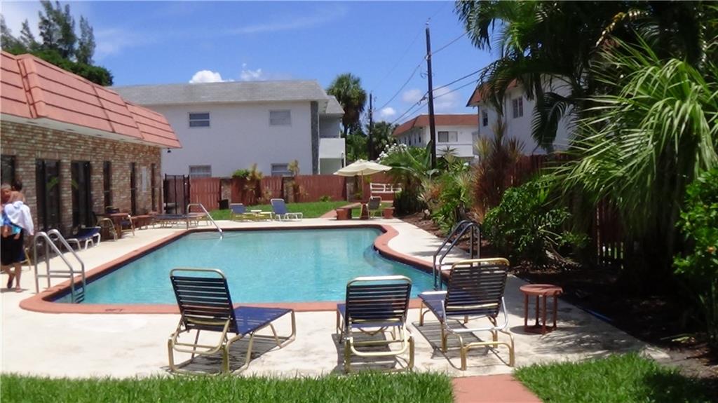 Parkway Gardens 2 Condo - Residential Lease