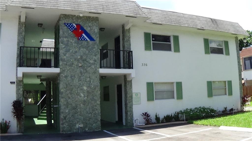 Parkway Gardens 2 Condo - Residential Lease